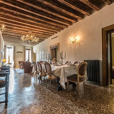 Palazzina Canal Venice Room photo