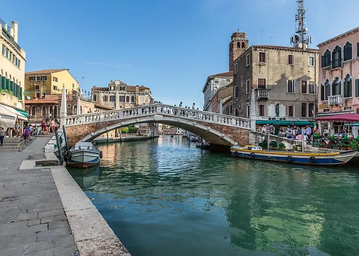 Palazzina Canal