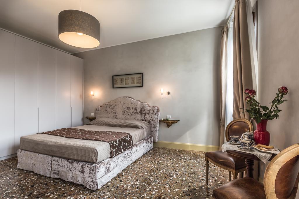 Palazzina Canal Venice
